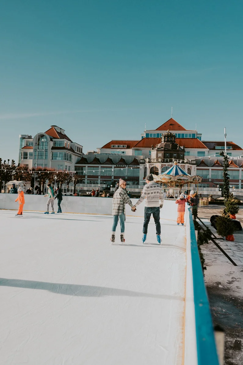 sesja-narzeczenska-lodowisko-sopot-molo-fotograf-gdansk