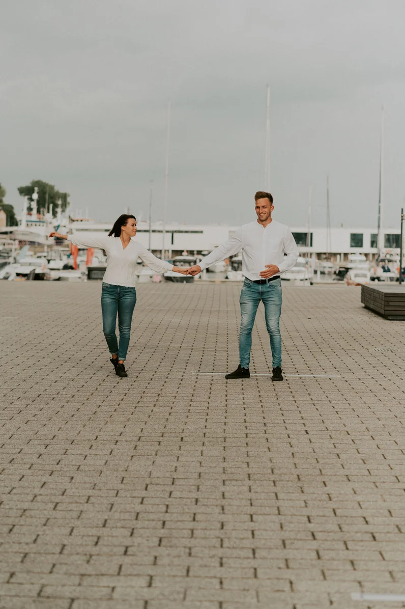 miejska-sesja-narzeczenska-fotograf-trojmiasto-gdynia
